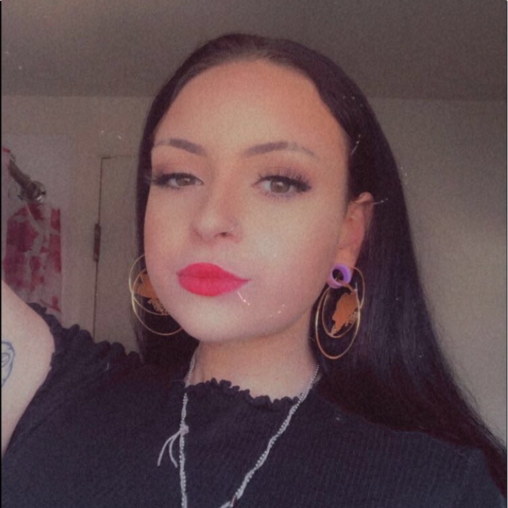 Meet your Posher, Lauren